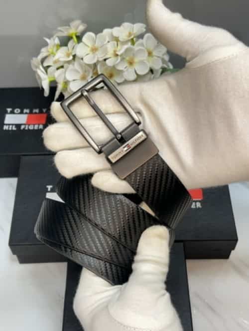 TOMM Y HILFIGER PREMIUM QUALITY IMPORTED REVERSIBLE BELT WITH OG BOX