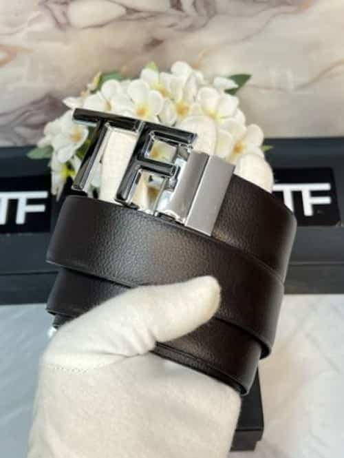 TF TOMFORd PREMIUM QUALITY REVERSIBLE BELT WITH OG BOx TF-101