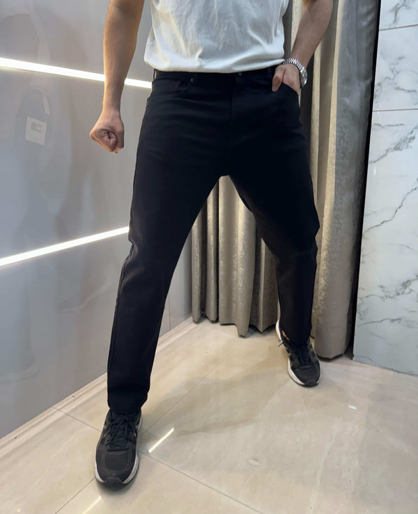 Tomm y Hilfiger Jet Black Classic Premium Denim