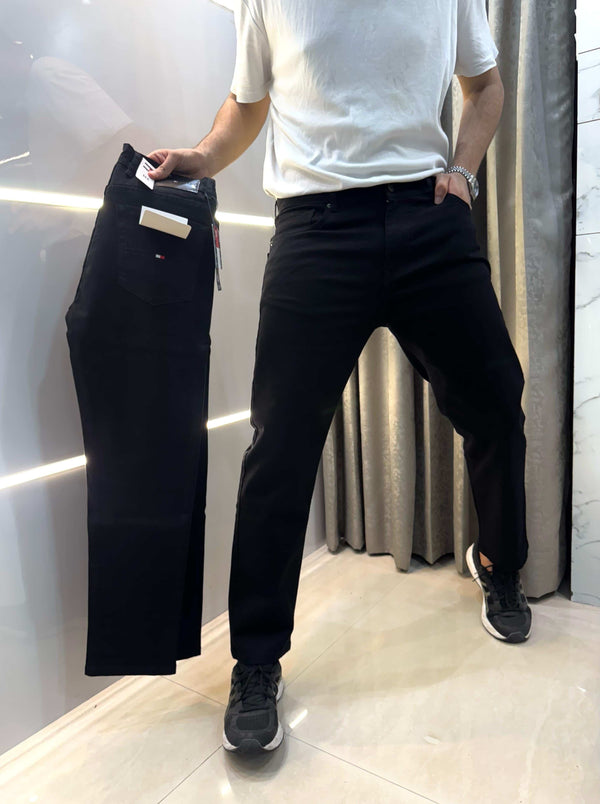 Tomm y Hilfiger Jet Black Classic Premium Denim