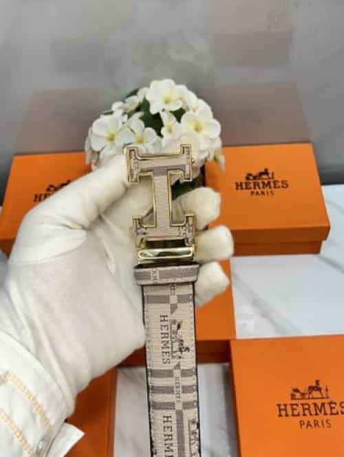 HERME S PREMIUM QUALITY IMPORTED AUTOLOCK BELT WITH OG BOX H-404