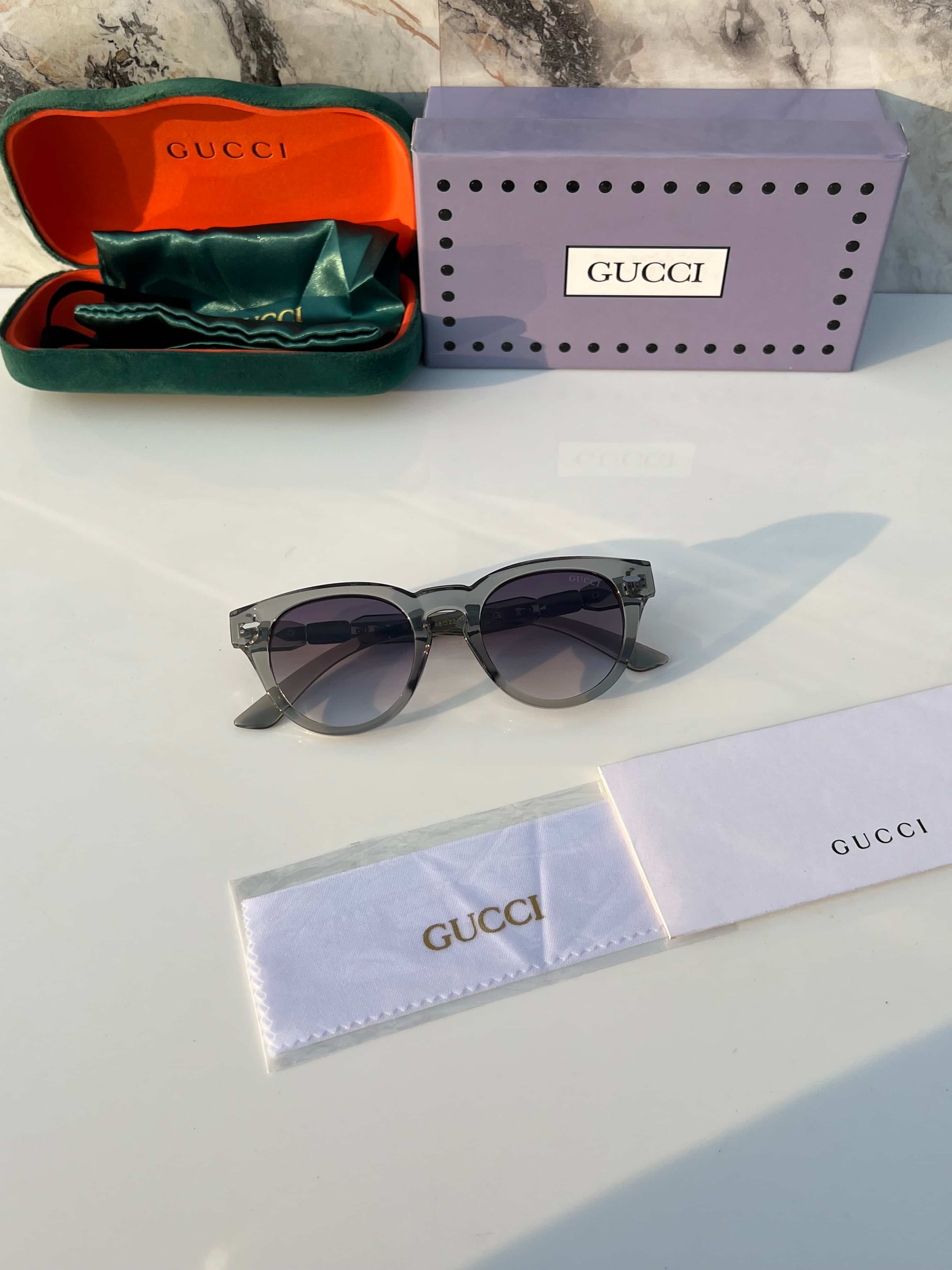 guccI_2921_grey