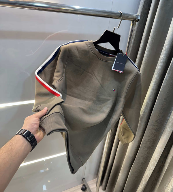 Tomm y Hilfiger Olive Green Premium Sweatshirt
