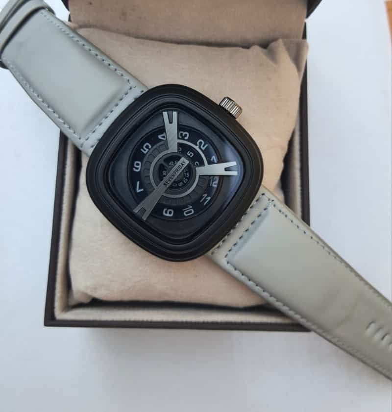 Sevenfriday Leather Secondary image