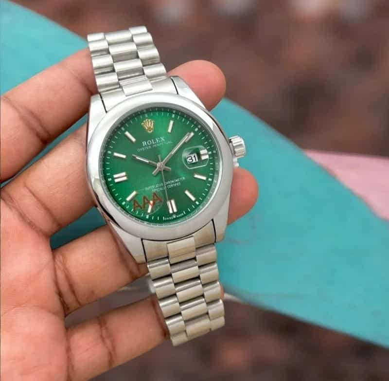 Role x Oyester Green Secondary image