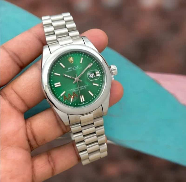 Role x Oyester Green