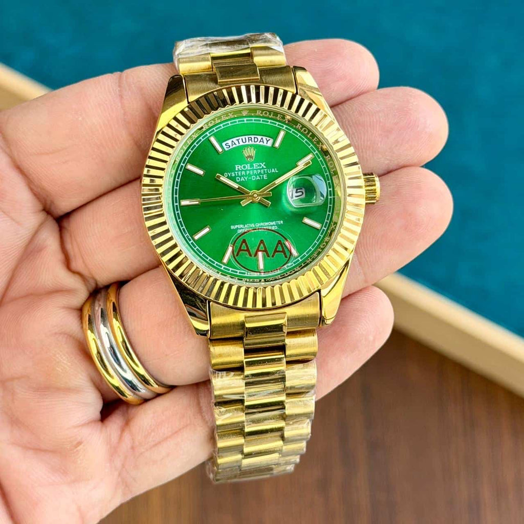 rOLEX_GOLD-GREEN-SWIFT-MOMENT