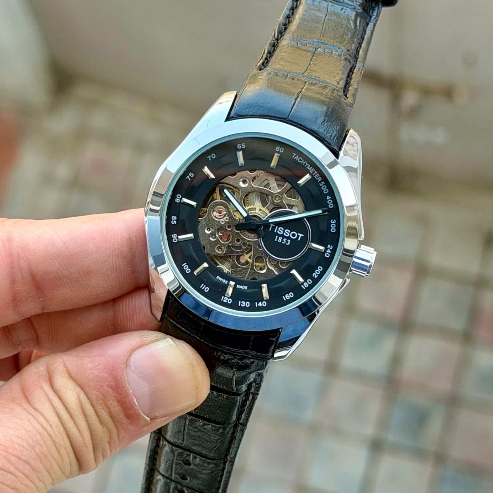 TISSOT_AUTO_SILVER-BLACK_LEATHER