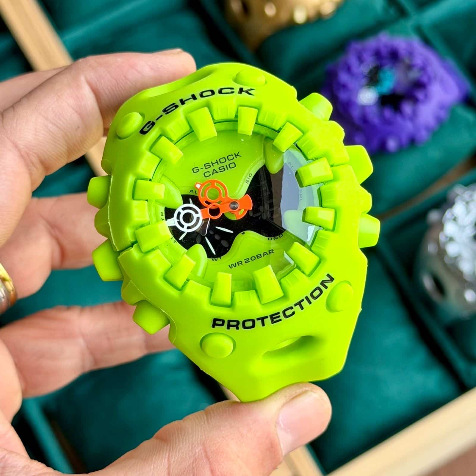 GSHOCK_NEON