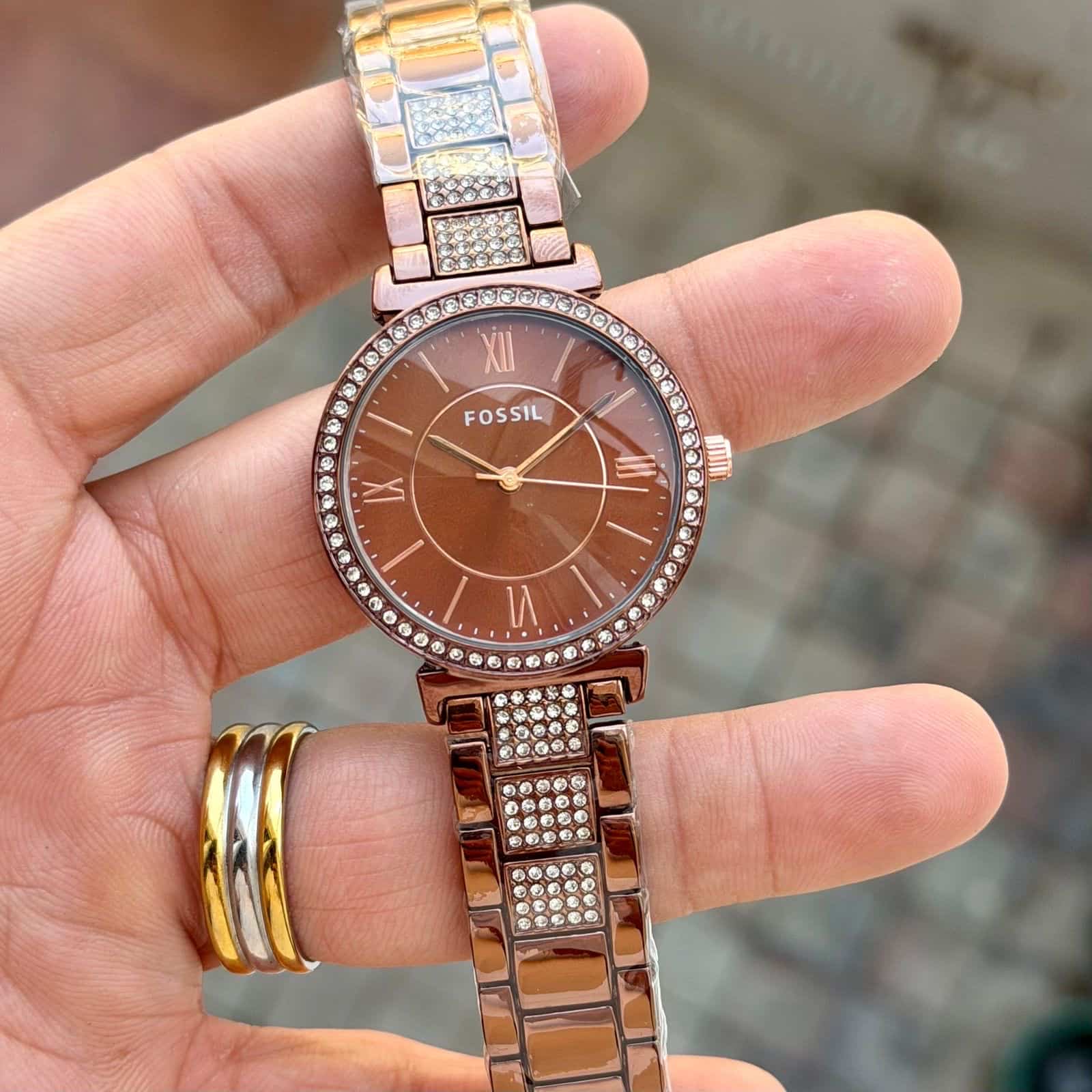 FOSSIL_DAIMOND_BROWN
