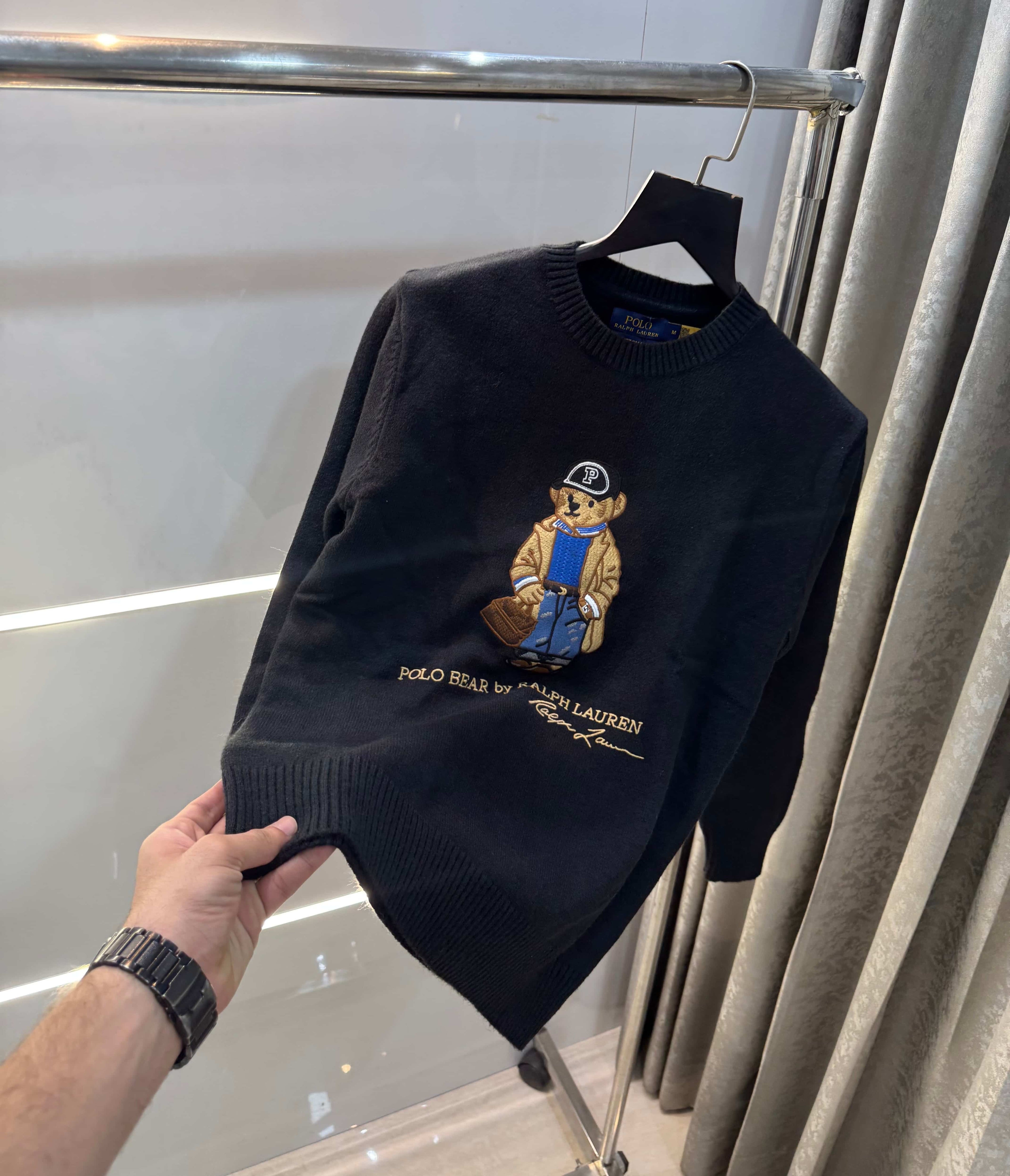 Ralph  Lauren Black Teddy Edition Imported Knitted Pull Pver