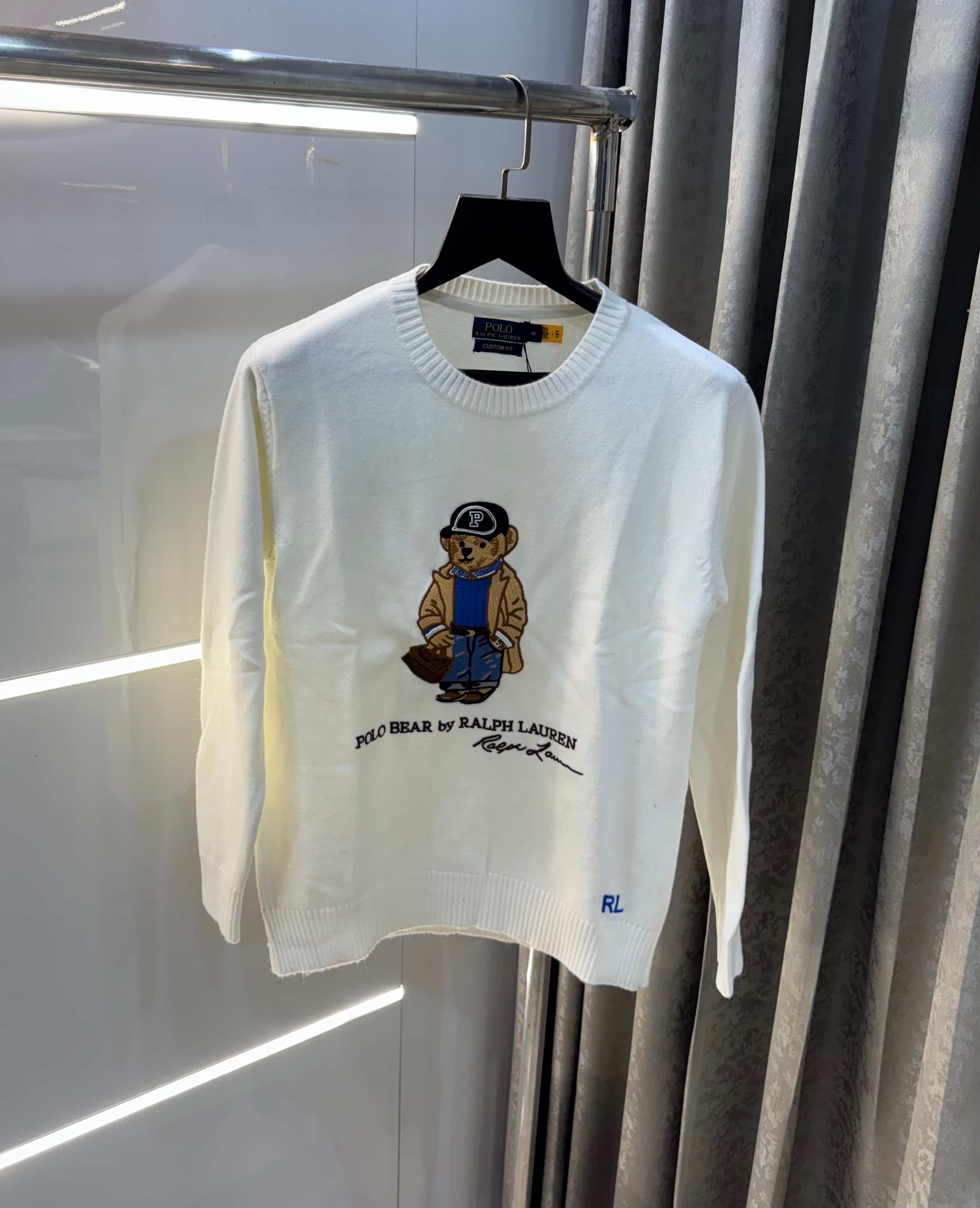 Ralph  Lauren White Teddy Edition Imported Knitted Pull Pver