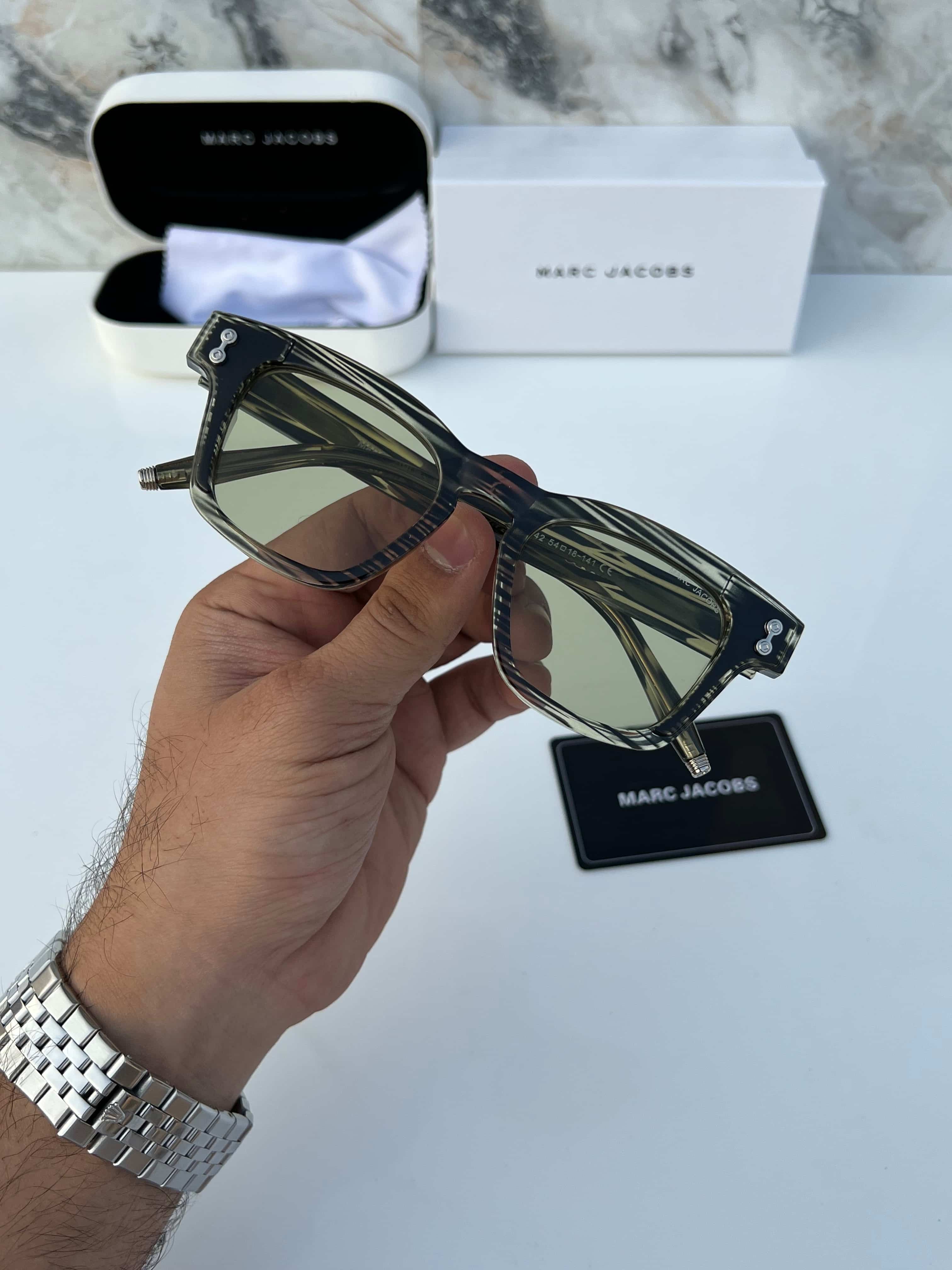 Marc_jacobs_1142_green