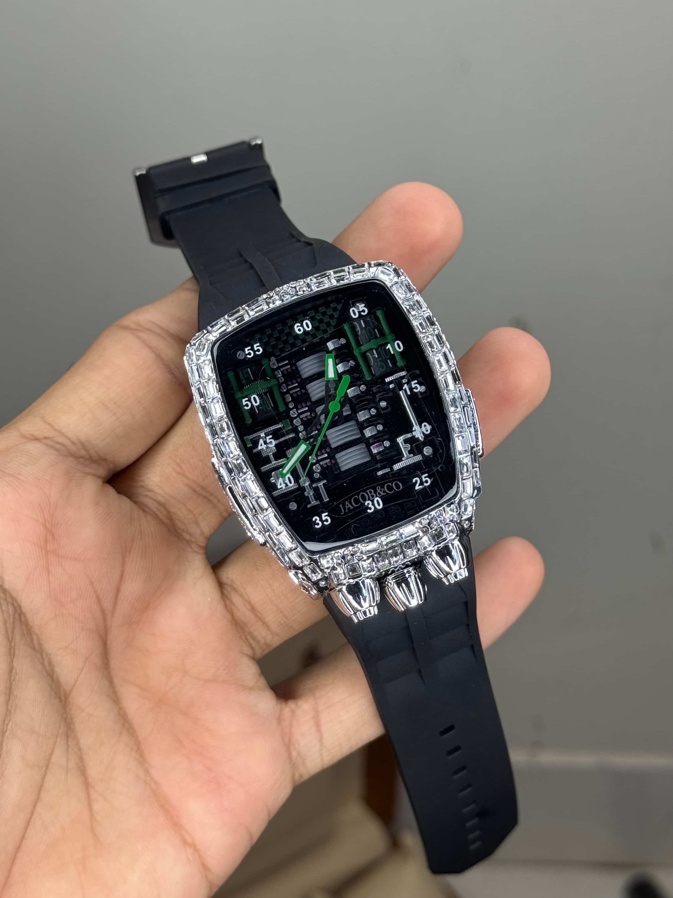 Jacob & Co. Bugatt i Tourbillon Premium Quartz Watch