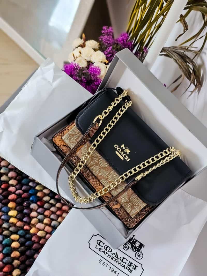 COAC_H Klare signature cross body bag with Box 430