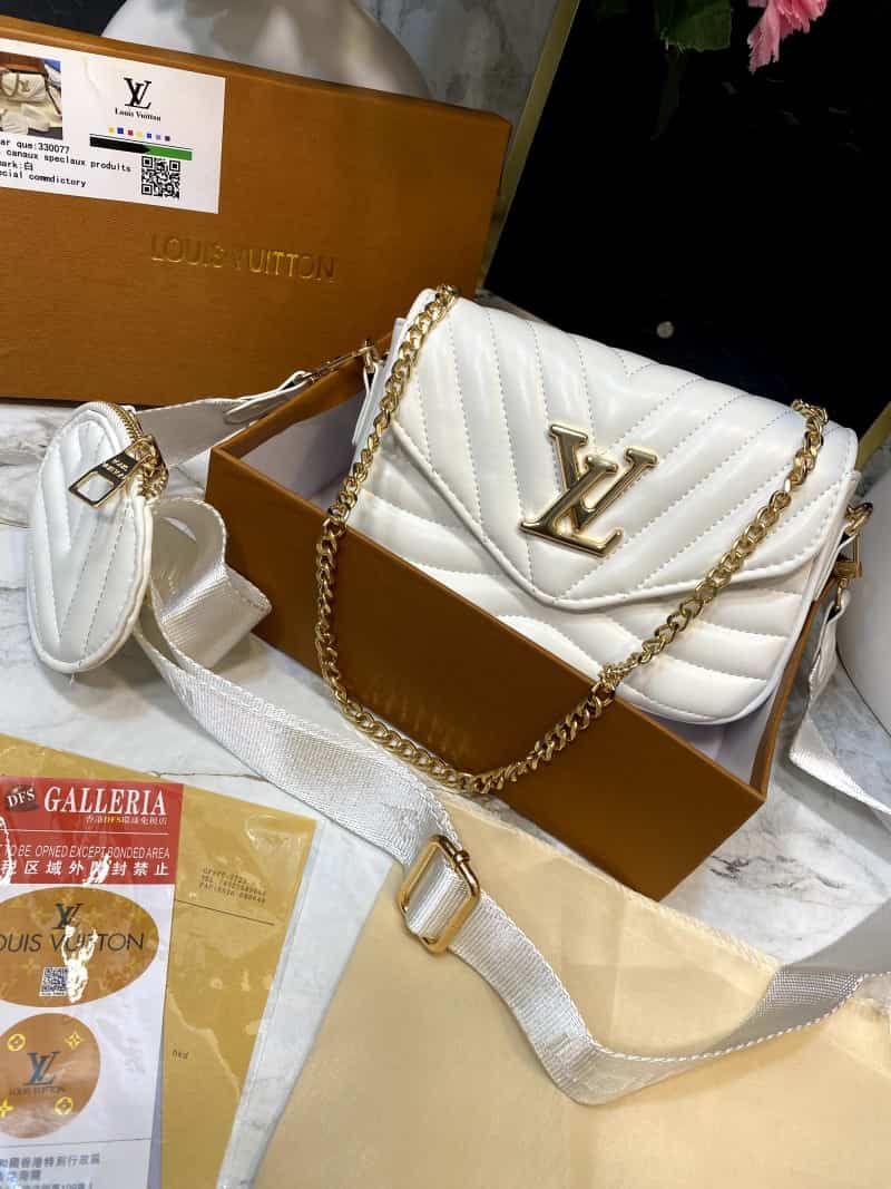 LOUIS_VUITTON_Wave_pochette_Bag_(white)_with_Box_699