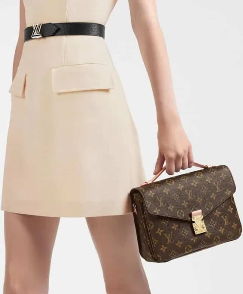 LOUIS_VUITTON_Pochette_Metis_with_Box_713