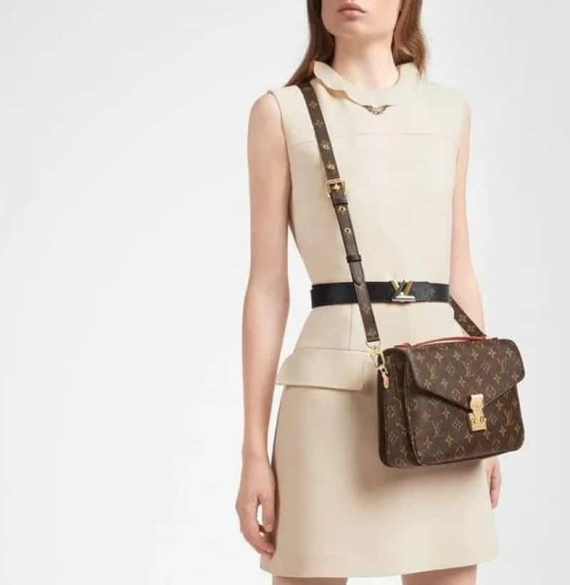 LOUIS_VUITTON_Pochette_Metis_with_Box_713