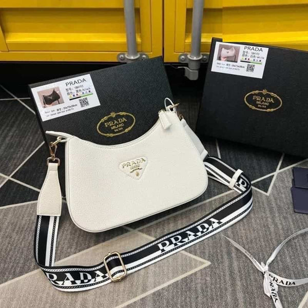 PRADA_Re-Edition_Safiano_with_Box_724