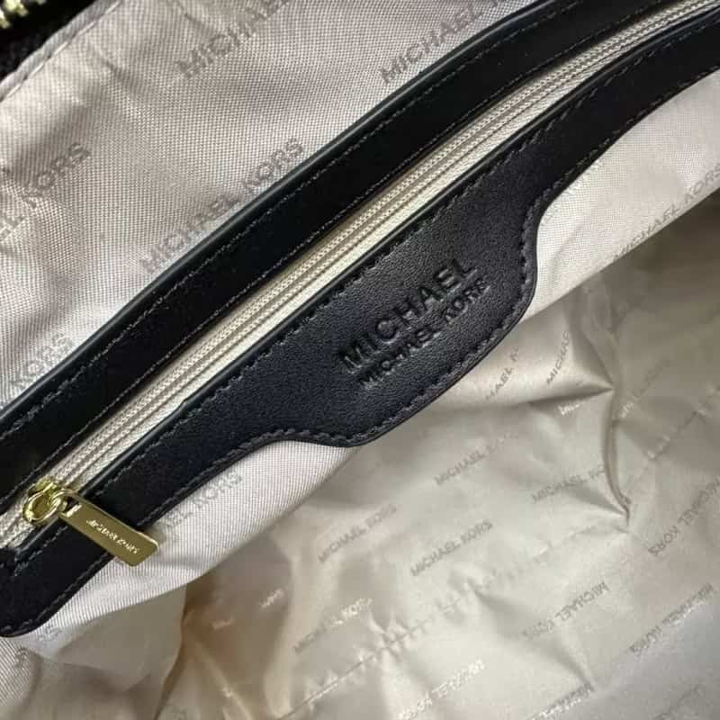 Michael_Kors_Alma_Handbag_ 819