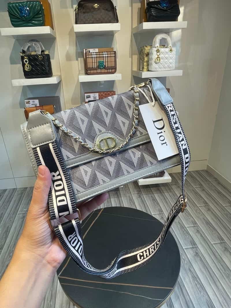 Christian_Dior_Handy_Sling_Bag_845
