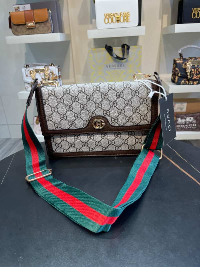 GUCCI_GG_Handy_Sling_Bag_847
