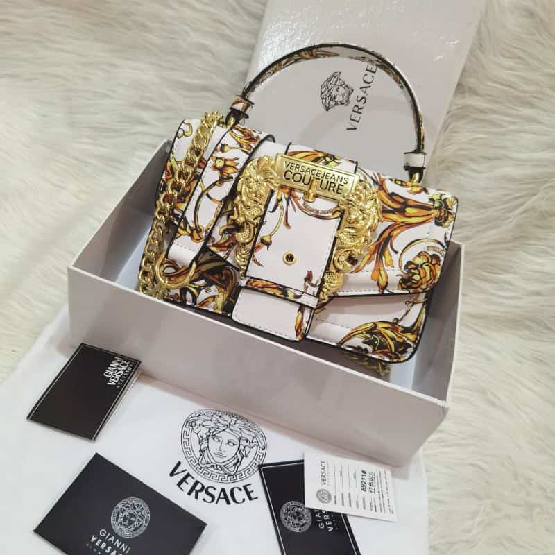 v3r_sACe_JEANS_COUTURE_Regalia_Baroque_Printed_Chain_Linked_Shoulder_Bag_With_Magnet_Box_937 Main image