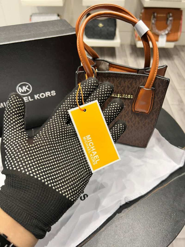 MICHAEL_KORS_Mercer_CrossBody_Bag_With_Box_950
