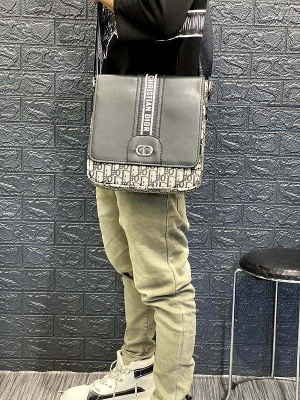 DIO_R Premium Flap cross Body Bag 585