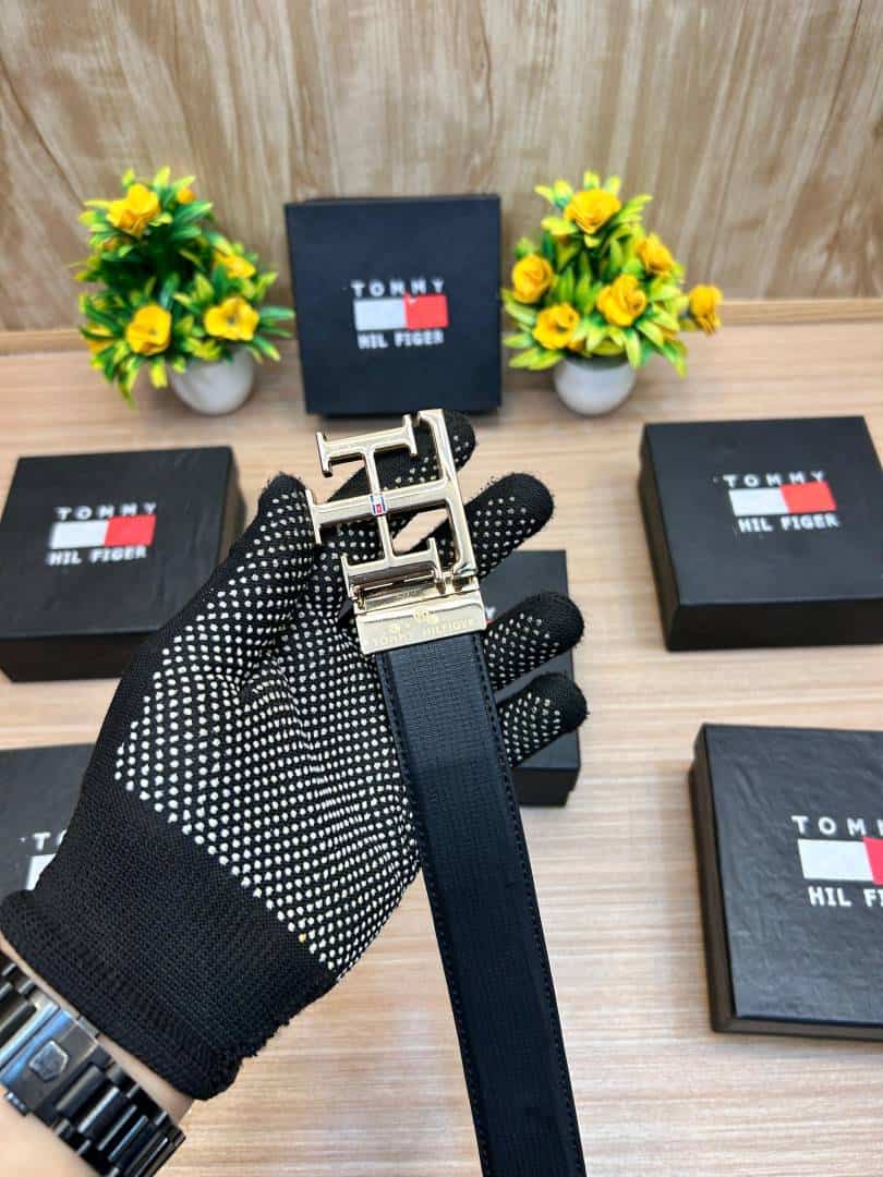 TOMMY_HILFIGER_T82
