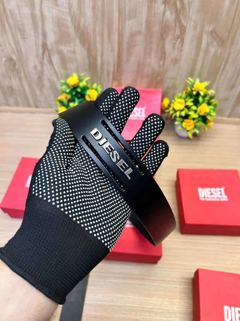 DIESEL_BELT_D9