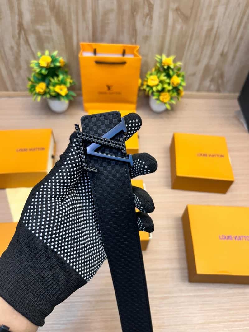 LOUIS_VUITTON_ LV 379