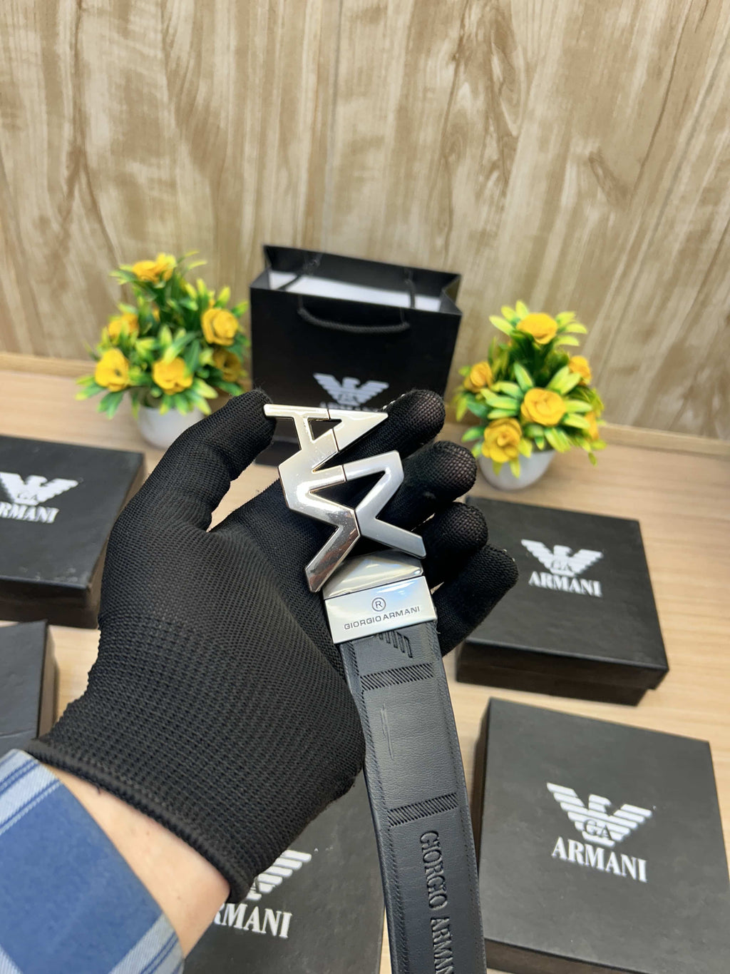 ARMANI_Belt_with_Box_Carry_Bag_A154