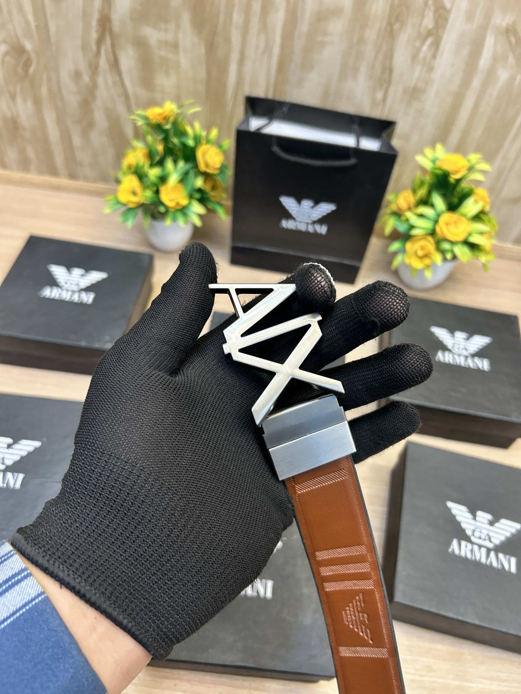 ARMANI_Belt_with_Box_Carry_Bag_A153