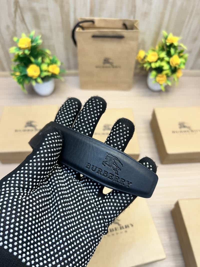 BURBERRY_BELT_B142