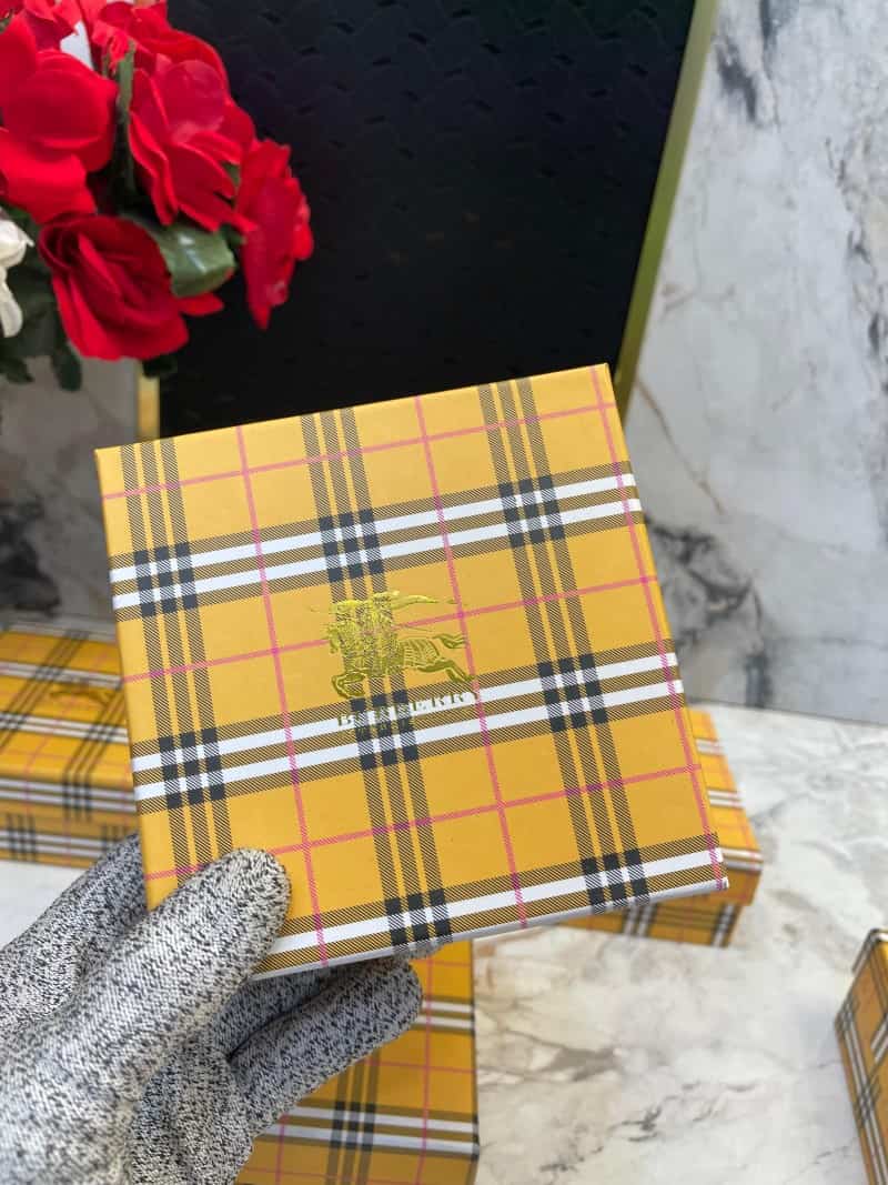 BURBERRY_BELT_B132