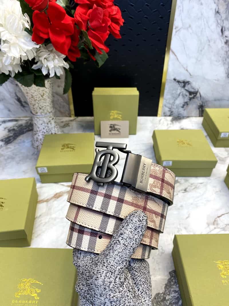 BURBERRY_BELT_B85