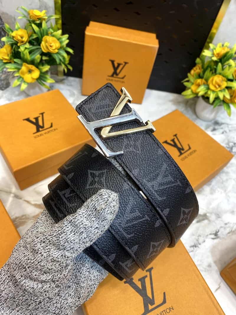 LOUIS_ VUITTONN BELT LV 242