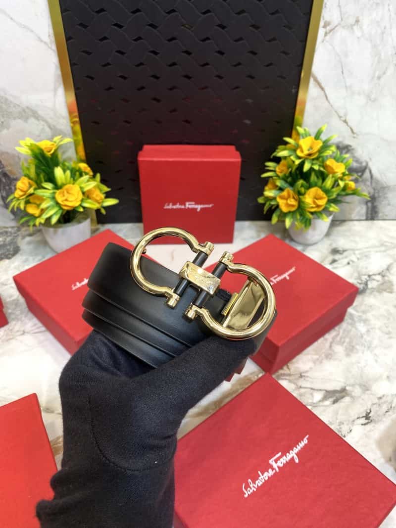 SALVATORE FERRAGAMO F134