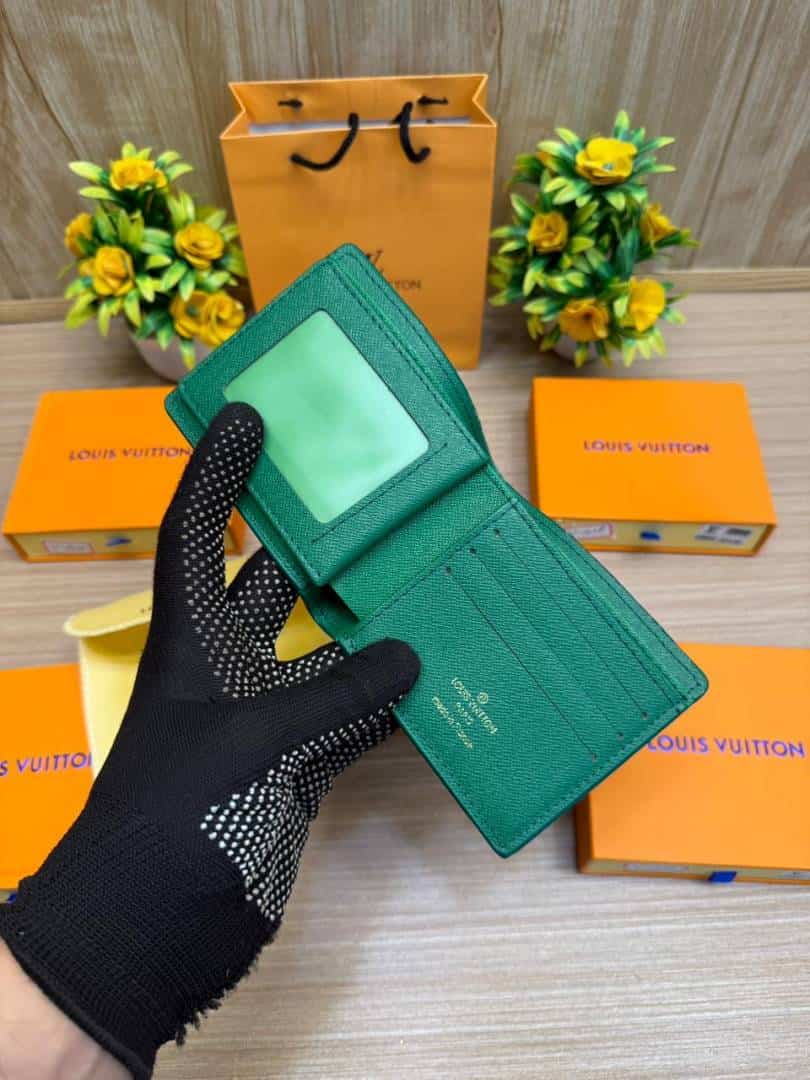 LOUIS_VUITTON_WALLET_V861