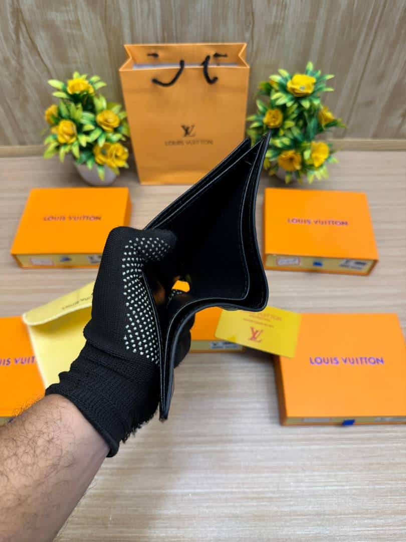LOUIS_VUITTON_WALLET_V859