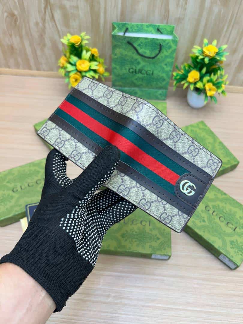 GUCCI_WALLET_V857