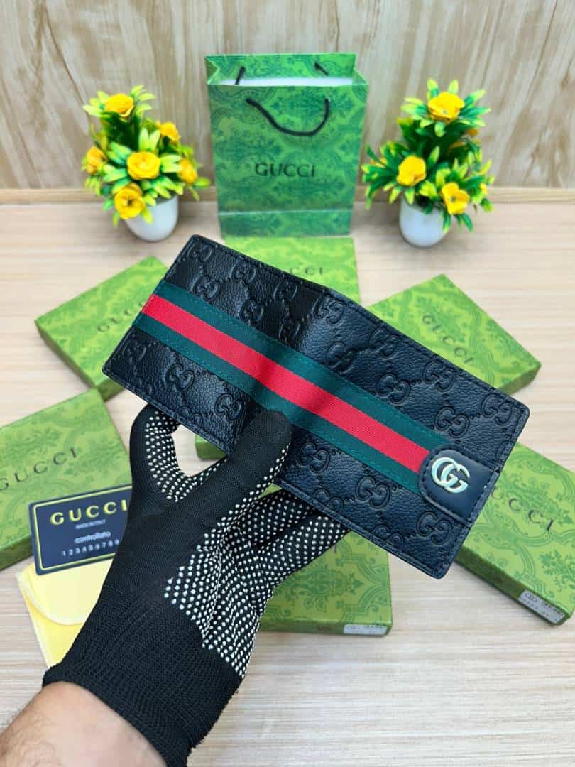 GUCCI_WALLET_V856