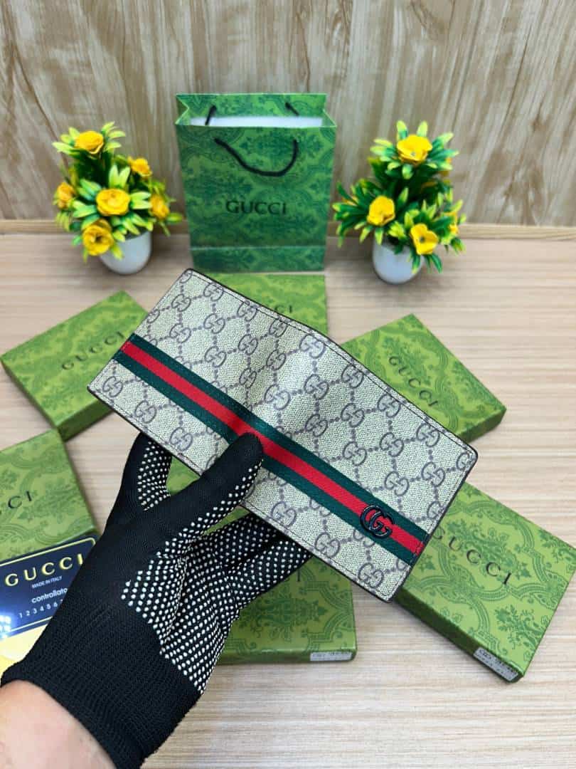 GUCCI_WALLET_V855