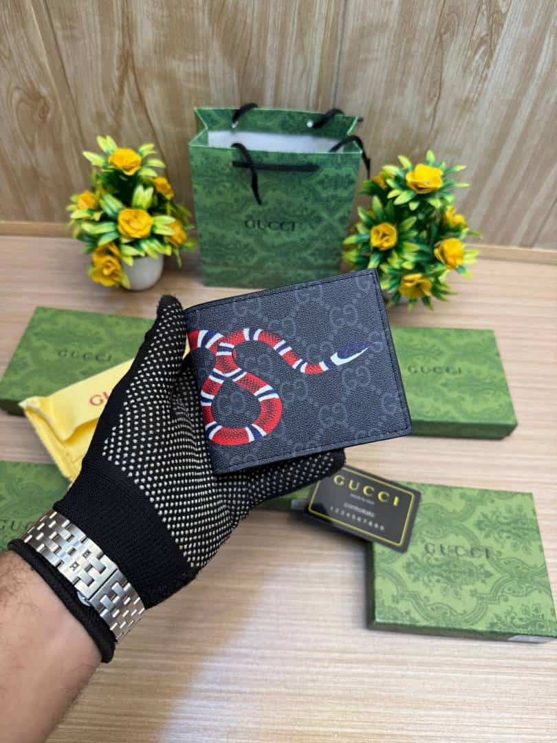 GUCCI_WALLET_V833