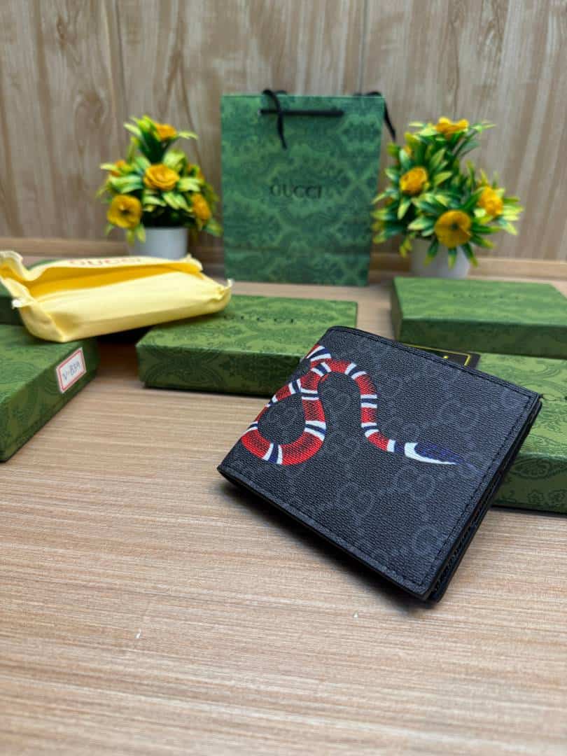 GUCCI_WALLET_V833
