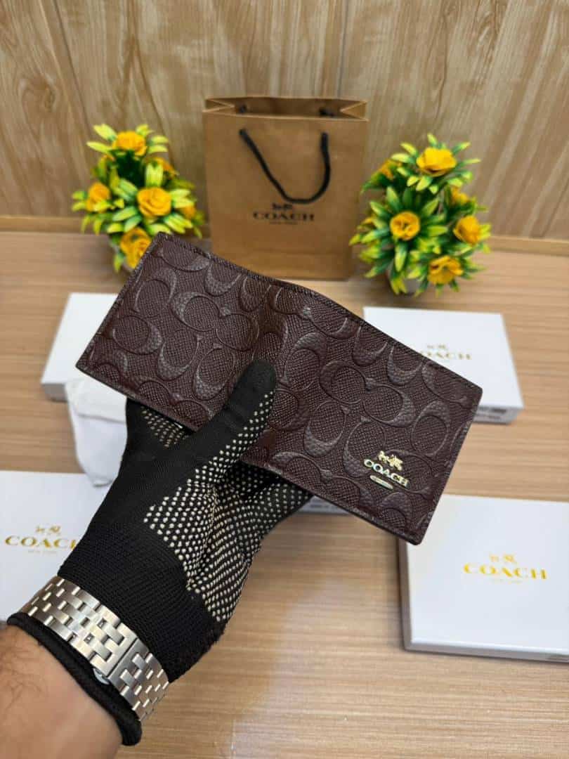 COACH_WALLET_V825