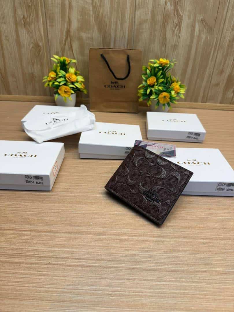 COACH_WALLET_V824