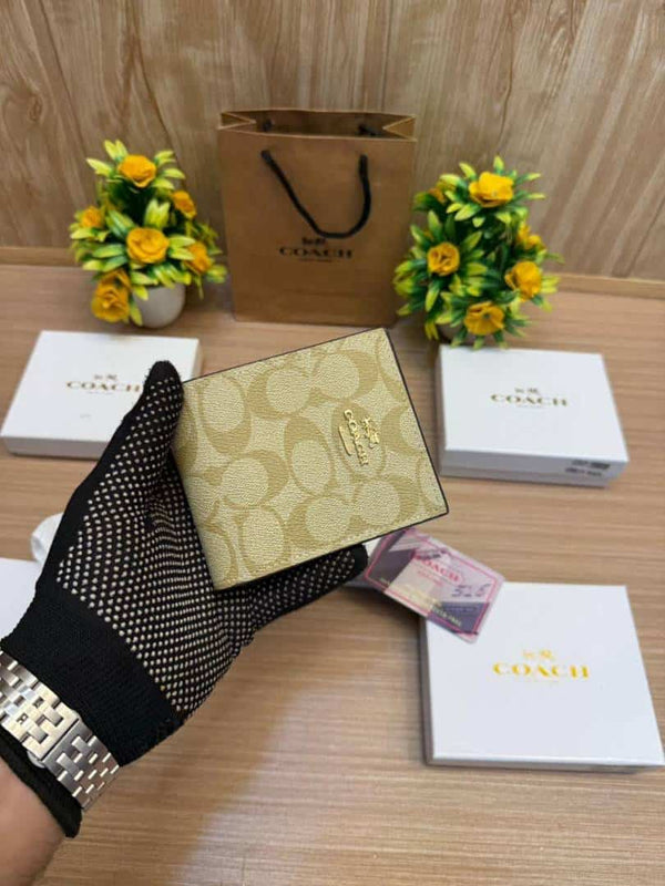 COACH_WALLET_V821
