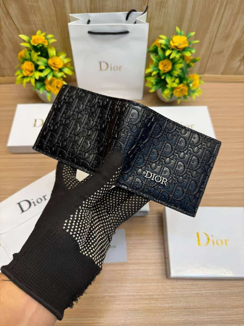 DIOR_WALLET_V820